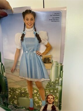 New Rubie's Dorothy Costume - Halloween. Theater. Women small, teen